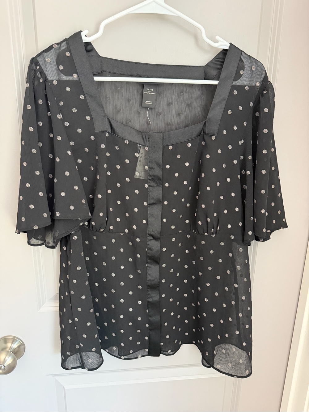 Lane Bryant Women’s Black Silver Polka Dot Sheer Chiffon Blouse Top size 14/16